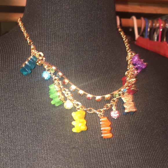 NWT Sparkling ✨ BETSEY JOHNSON Glittery Multicolored GUMMY BEAR Necklace - Picture 12 of 16